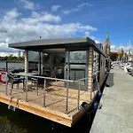 Hausboot Fjord Schleiliebe Mit Biosauna Und Dachterrasse In Hotel en barco *