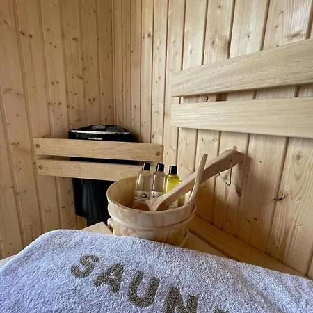 Úszó hotel Hausboot Fjord Schleiliebe Mit Biosauna Und Dachterrasse In Schleswig
