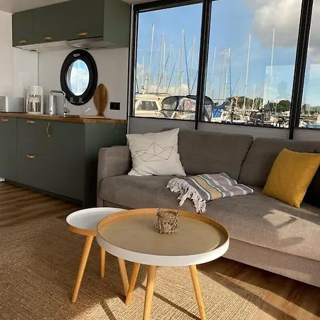 Hausboot Fjord Schleiliebe Mit Biosauna Und Dachterrasse In Úszó hotel Schleswig