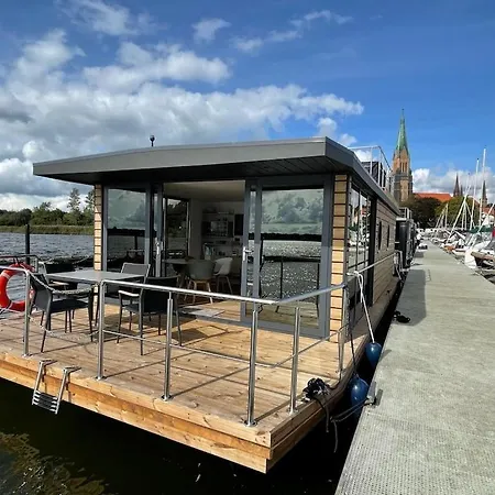 Hausboot Fjord Schleiliebe Mit Biosauna Und Dachterrasse In Ботель *