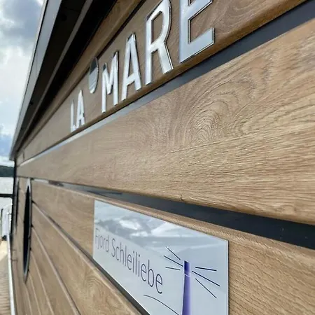 Hausboot Fjord Schleiliebe Mit Biosauna Und Dachterrasse In * Шлезвиг