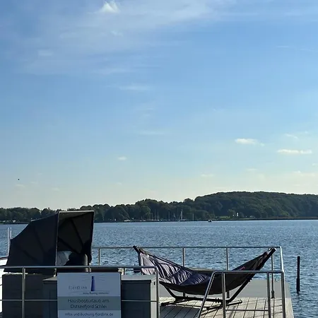 Hausboot Fjord Schleiliebe Mit Biosauna Und Dachterrasse In *